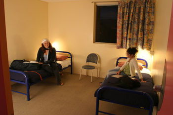 Sydney, Glebe Point YHA - Hostel - Tourism Caloundra 13