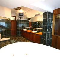 Relaxin - Tourism Caloundra