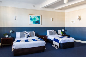 Bridgeview Hotel - Tourism Caloundra 15