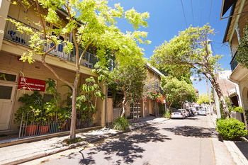 Billabong Gardens - Hostel - Tourism Caloundra 4