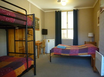 Billabong Gardens - Hostel - Tourism Caloundra 26