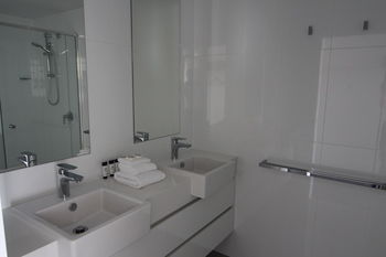 Direct Hotels - Verve On Cotton Tree - Tourism Caloundra 1