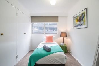 Queens Road Palace - Tourism Caloundra 4