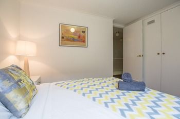 Queens Road Palace - Tourism Caloundra 5