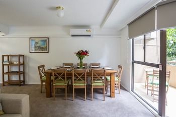 Queens Road Palace - Tourism Caloundra 13