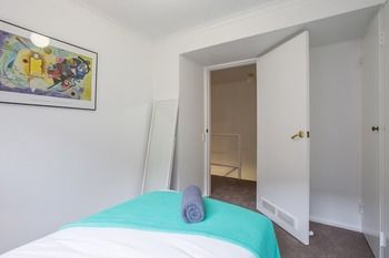 Queens Road Palace - Tourism Caloundra 14