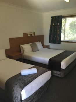 Bridgeview Motel - Tourism Caloundra 9