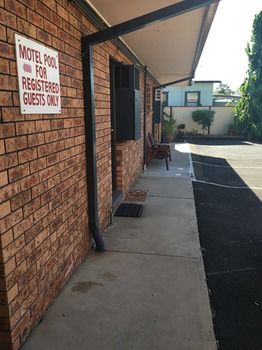 Bridgeview Motel - Tourism Caloundra 23