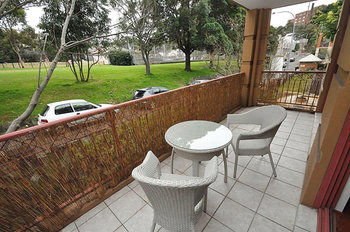 Balmain 12 Foy Furnished Apartment - Tourism Caloundra 0