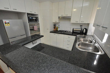 Balmain 12 Foy Furnished Apartment - Tourism Caloundra 6