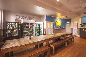 Kings Cross Backpackers - Adults Only - Tourism Caloundra 12