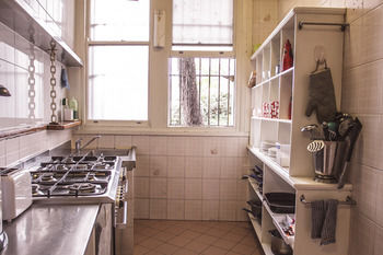 Kings Cross Backpackers - Adults Only - Tourism Caloundra 13