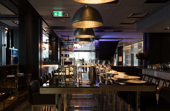 Pullman Sydney Airport - Tourism Caloundra 4
