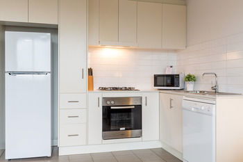 Aria Hotel Apartments - Clarendon - Tourism Caloundra 7