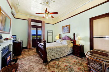 CBC Bed & Breakfast & Cafe - Tourism Caloundra 24