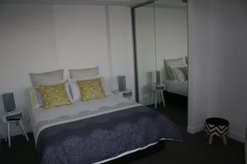 Apartment On King Street - Tourism Caloundra 3