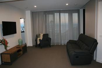 Apartment On King Street - Tourism Caloundra 13