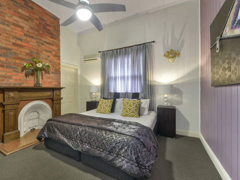 One Thornbury Boutique Bed & Breakfast - Tourism Caloundra 5