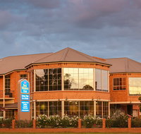 Best Western Plus Hovell Tree Inn - Tourism Caloundra