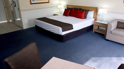 BEST WESTERN Ambassador Motor Lodge - Tourism Caloundra 2