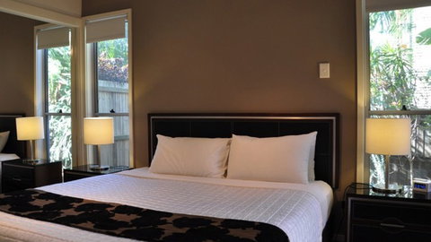 BEST WESTERN Ambassador Motor Lodge - Tourism Caloundra 4