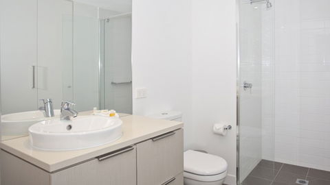 BEST WESTERN Islington Apartments - Tourism Caloundra 3