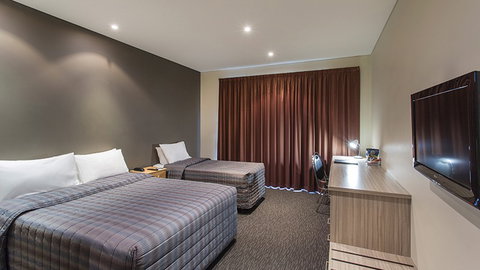 BEST WESTERN Foreshore Motel - Tourism Caloundra 0