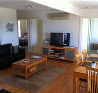 Azure Beach House - Tourism Caloundra