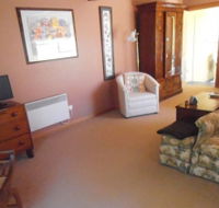 John and Eva Selles Studio Apartment - Tourism Caloundra