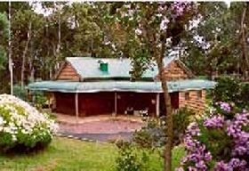St Clairs Luxury Accommodation - Tourism Caloundra 0
