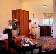 Aberdeen Court - Tourism Caloundra