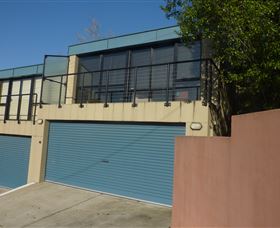 Flinders Lane Holiday Apartments - Tourism Caloundra 1