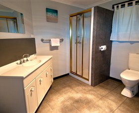 Discover Bruny Island Holiday Accommodation - Tourism Caloundra 2