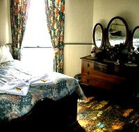Bischoff Hotel - Tourism Caloundra