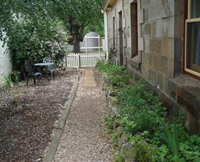 Christopher Hall's Colonial Accommodation - Tourism Caloundra 2