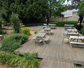 Ross Hotel - Tourism Caloundra 1