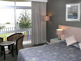 Scamander Beach Hotel Motel - Tourism Caloundra 0