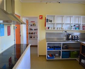 Tasman Backpackers - Tourism Caloundra 1