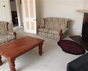 Queenstown Cottages - Darwin - Tourism Caloundra 2