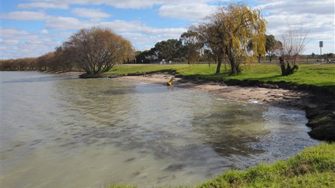 Kangaroo Lake Caravan Park - Tourism Caloundra 0