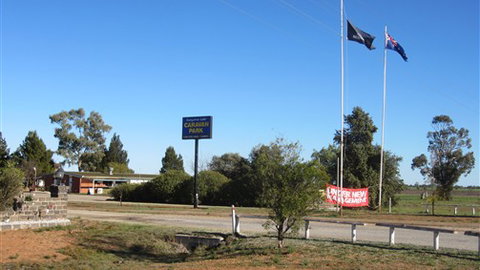 Kangaroo Lake Caravan Park - Tourism Caloundra 1