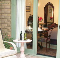 Forlonge Bed  Breakfast - Tourism Caloundra