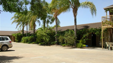 Darling Junction Motor Inn - Tourism Caloundra 2