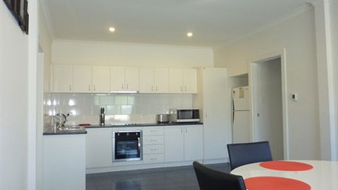 Otway Gate Motel - Tourism Caloundra 4