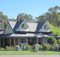 Magnolia Mansfield - Tourism Caloundra