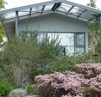 Blue Waters Cottages for Two - Tourism Caloundra