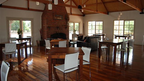 Mungo Lodge - Tourism Caloundra 2