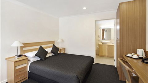 Best Western Melbourne's Princes Park Motor Inn - Tourism Caloundra 3