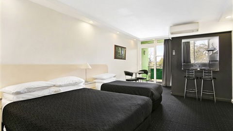 Best Western Melbourne's Princes Park Motor Inn - Tourism Caloundra 4