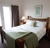 Strath Valley View Bed and Breakfast - Tourism Caloundra